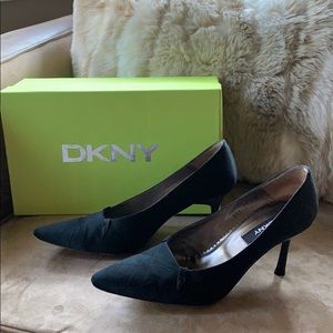DKNY Acacia Dress Heels Pumps Black Satin 7